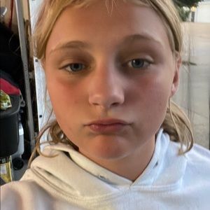 Meet your Posher, Lexi